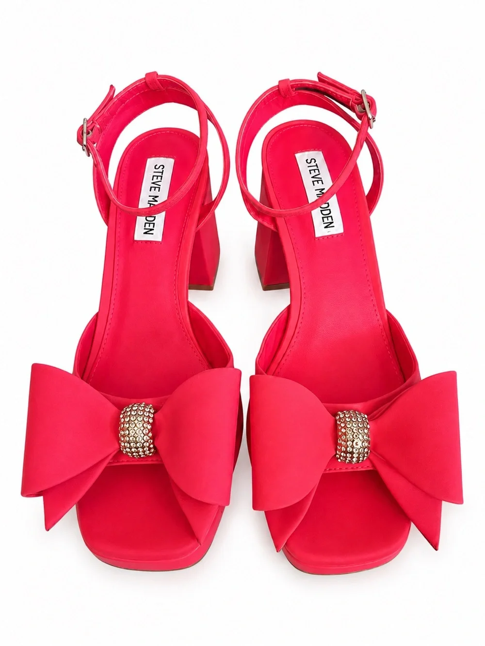 Steve Madden eye catching